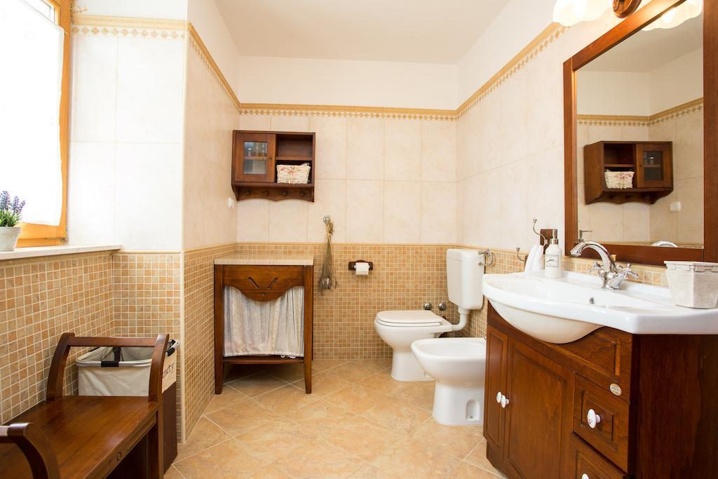 Holiday Home Lavanda Kornic Ruang foto
